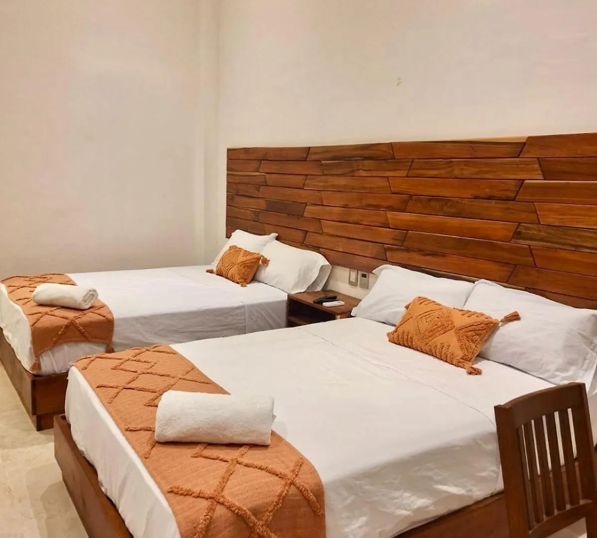 Estudio Yol-Uh En Bacalar 0*,  Mexico